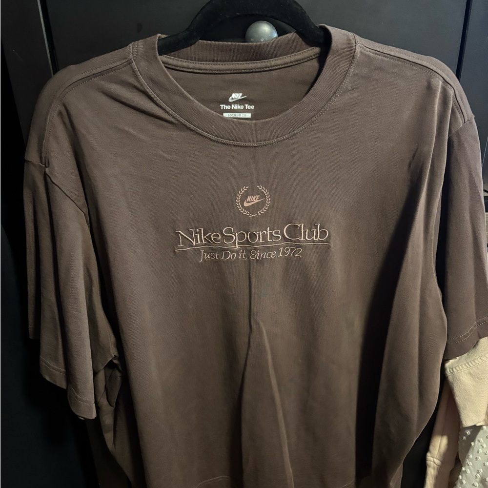 Nike Brown Short Sleeve Tee